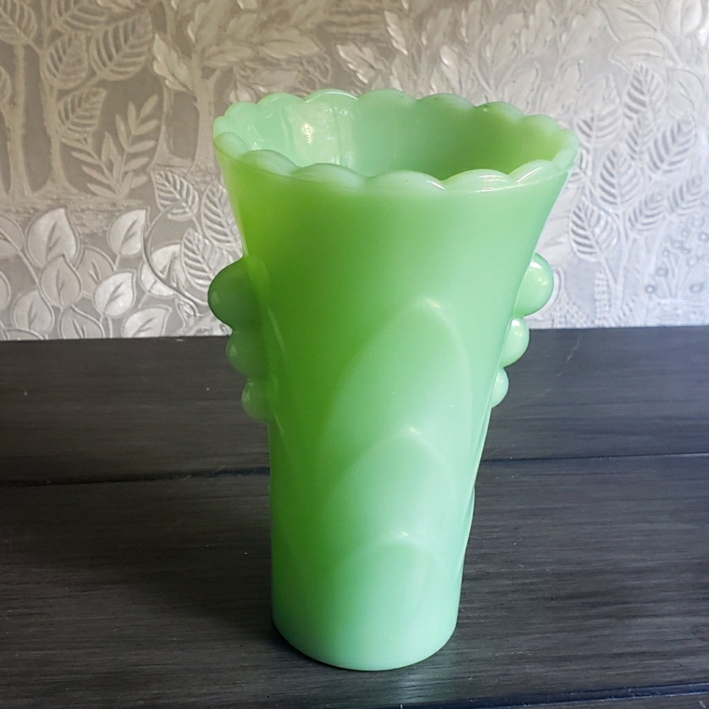Vintage Jadeite Bud Vase